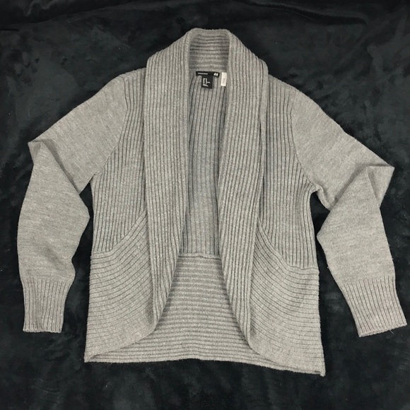 Sweater - Picture 1 of 5